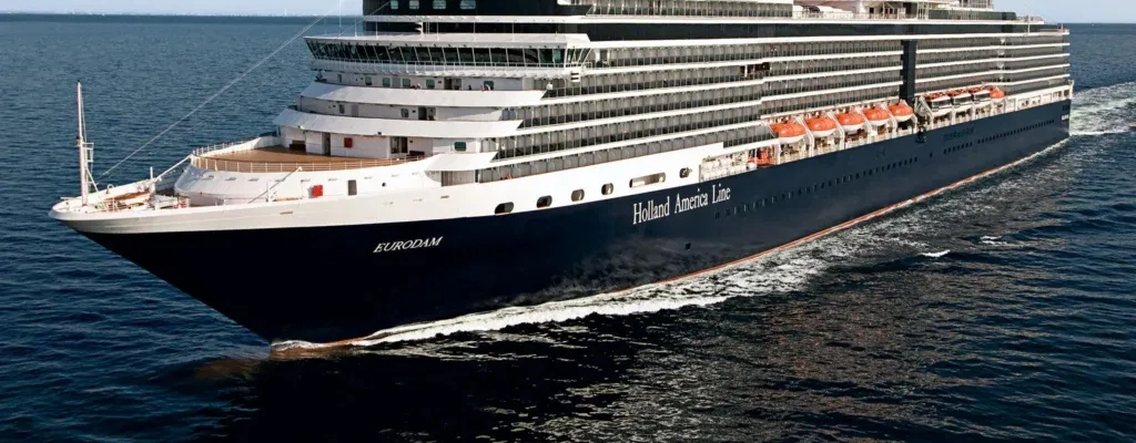 Komodo Island Cruise Tour Package – Exclusive Shore Excursion -2