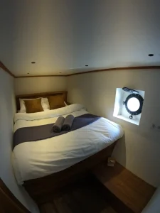 1-superior-cabin-lanakila-cruise