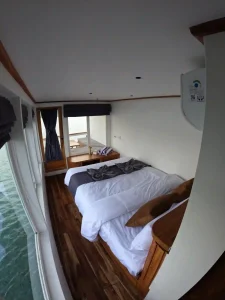 2-master-cabin-lanakila-cruise-2