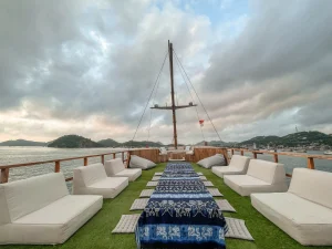 SEA FAMILIA - komodo dreamland tour 5