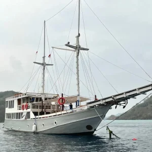lanakila cruise komodo dreamland tour - 4