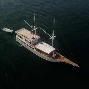 lanakila cruise komodo dreamland tour -2