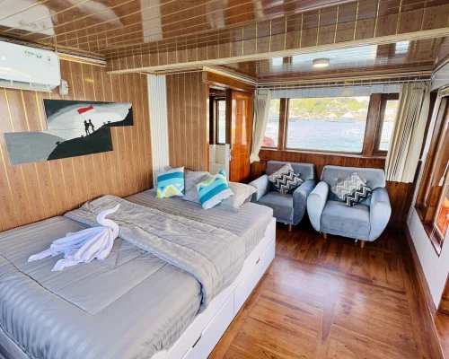 Jawa Cabin Princess Nabila Komodo Dreamland Tour 3