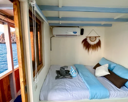 Master Cabin New Pandawa Komodo Liveaboard - Komodo Dreamland Tour 1