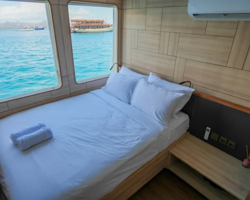 Lamalera Cabin Mosalaki Komodo Liveaboard Komodo Dreamland Tour 4