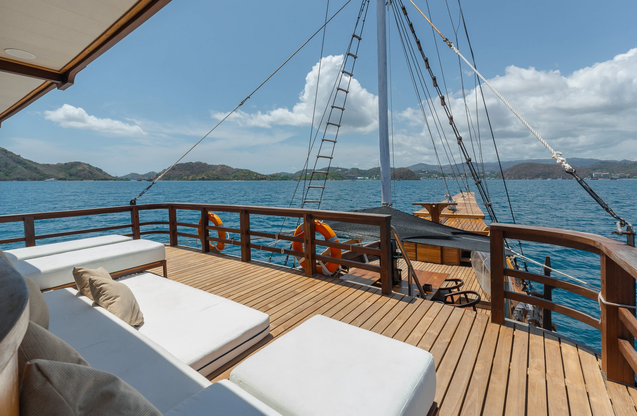 Marea Phinisi Boat Komodo - Komodo Dreamland Tour 2