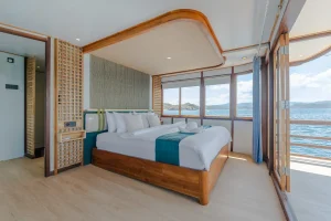 Royal Cabin Marea Phinisi Boat Komodo - Komodo Dreamland Tour 3