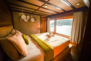 Yumana Signature Cabin – Komodo Dreamland Tour 2