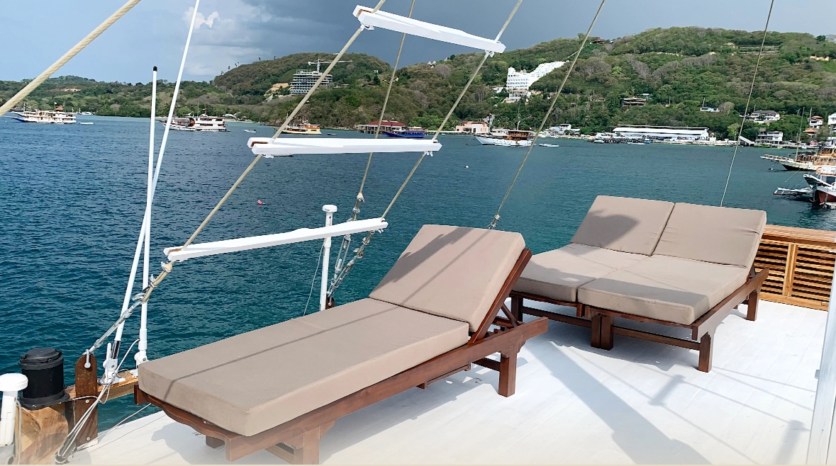 nalareya phinisi boat komodo dreamland tour 6