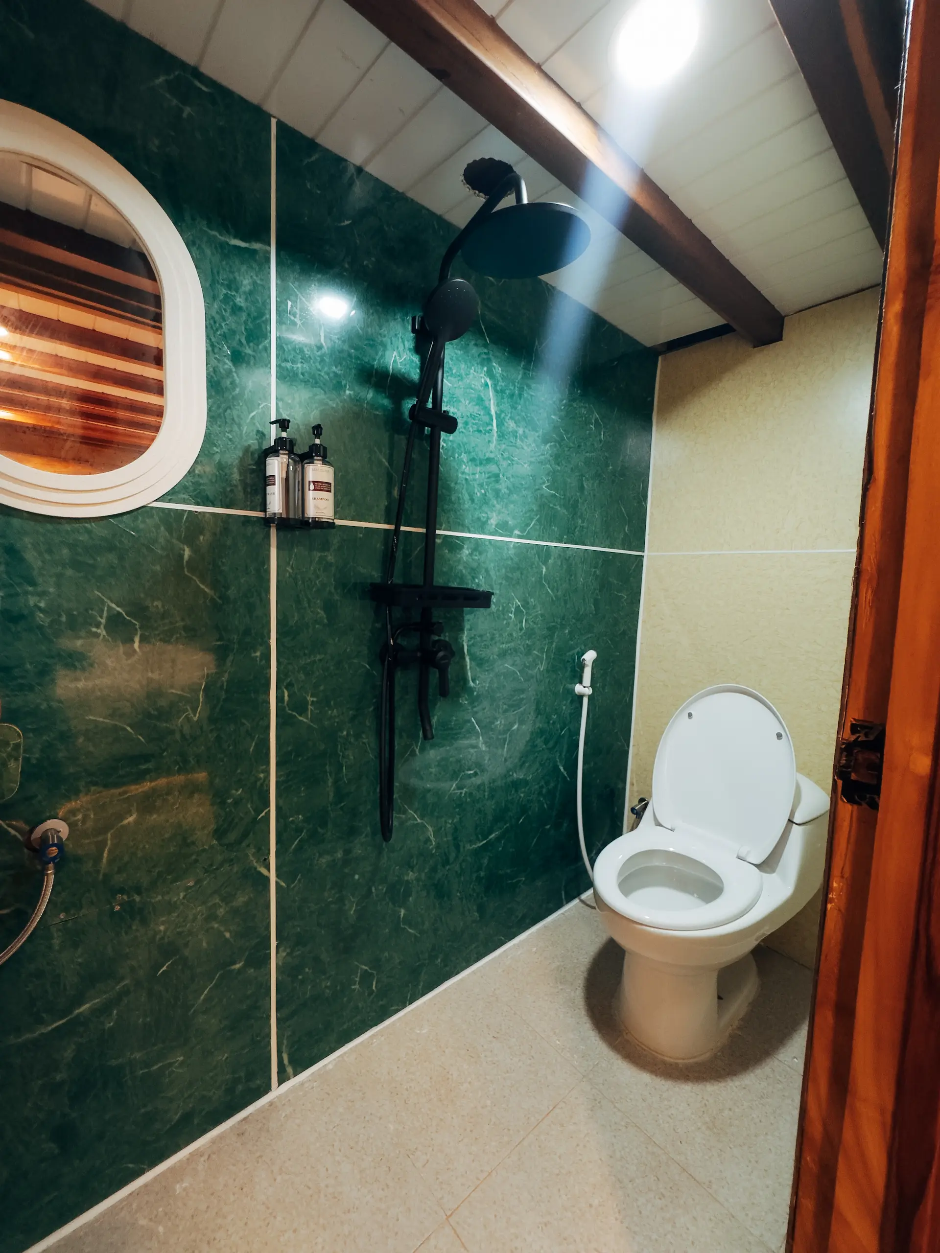 Carnaby II superior Cabin (3)