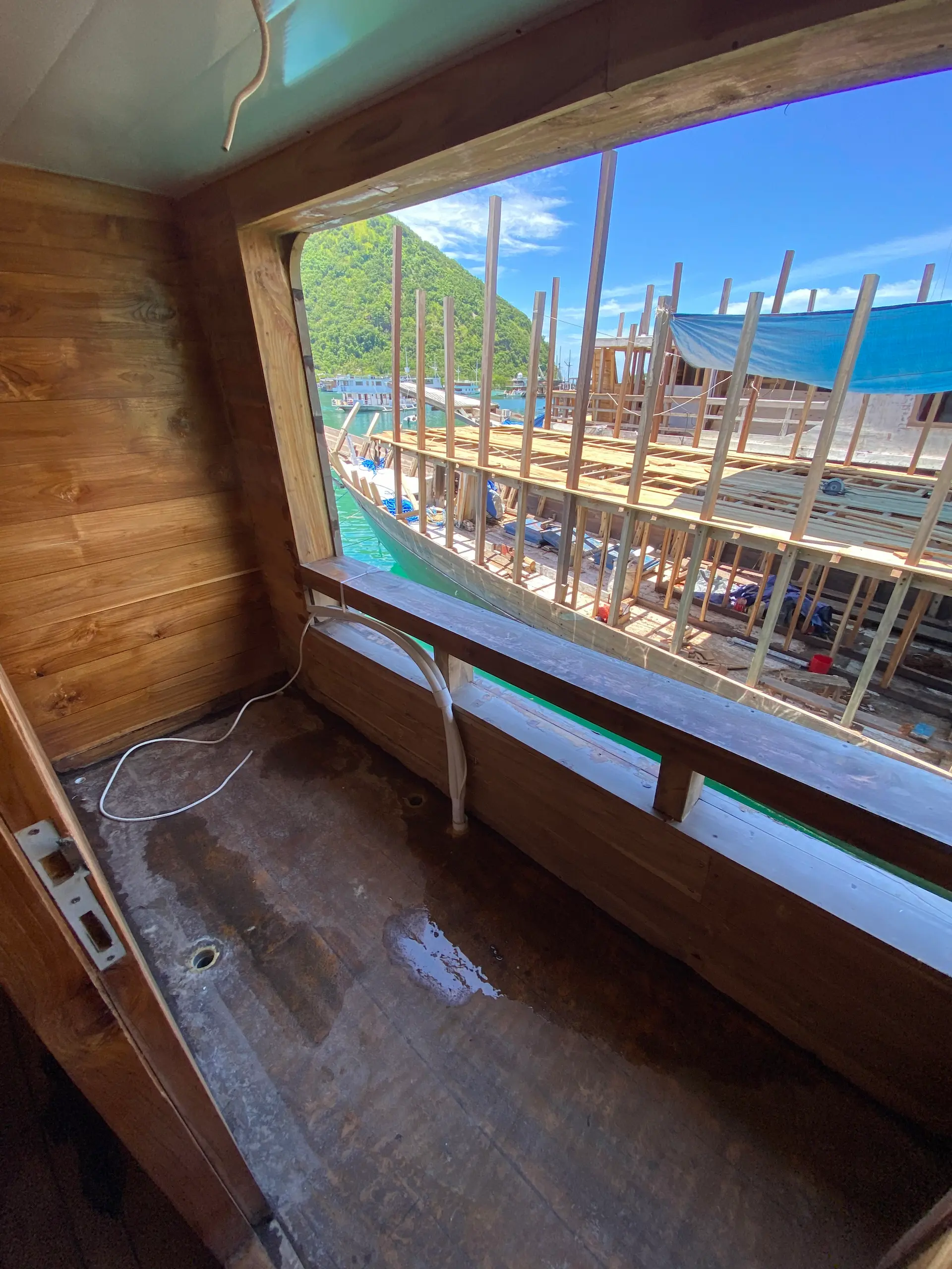 Deluxe_Cabin_1