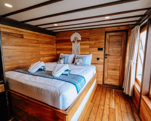 Jivana Cabin Kanthaka phinisi - Komodo Dreamland 3