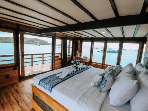 Sagara Cabin Kanthaka phinisi - Komodo Dreamland 1