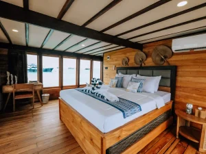 Sagara Cabin Kanthaka phinisi - Komodo Dreamland 2