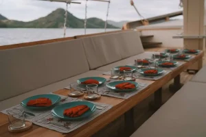 Elbark cruise phinisi Komodo Dreamlabd Tour 10