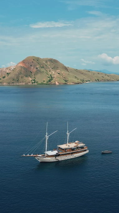 Elbark cruise phinisi Komodo Dreamlabd Tour 17