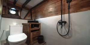 Toraja and Alor Cabin Elbark cruise phinisi komodo 1